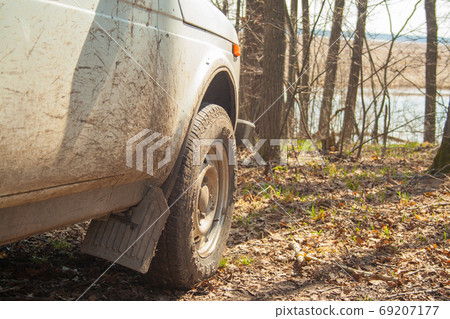 Dirty car wheel 69207177