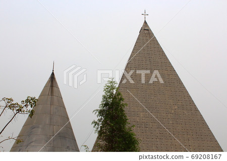 Holy Cross Church 69208167