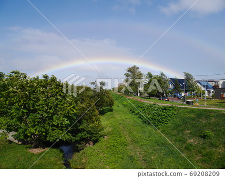 Rainbow over the riverbed 69208209
