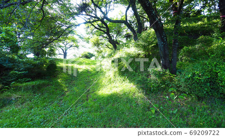 Hanaoka Park (Hanaoka Castle Ruins) Honmaru Ruins, Okaya City, Nagano Prefecture Hanaoka Park (Hanaoka Castle Ruins) Honmaru Ruins, Okaya City, Nagano Prefecture 69209722