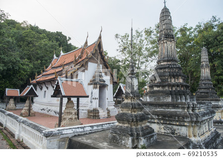 THAILAND PHETBURI WAT SRA BUA TEMPLE 69210535