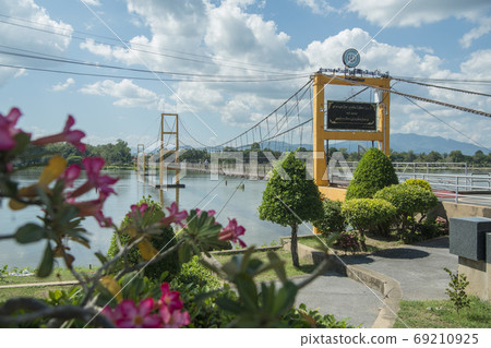 THAILAND TAK BRIDGE THAILAND TAK BRIDGE 69210925