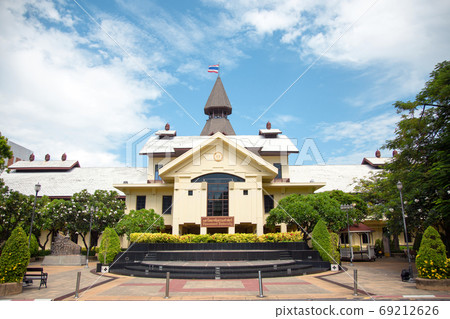 political university of Thailand name's  Thammasart University 69212626