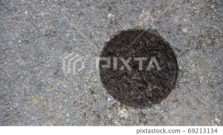 Asphalt cutting 69213134