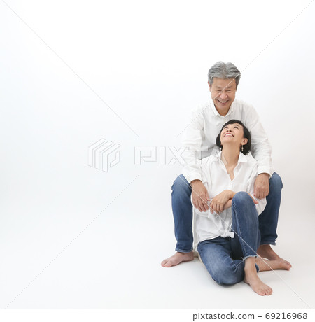 Working from home A senior couple who are close friends talking side by side 69216968