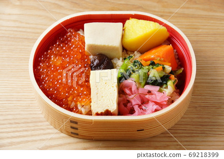 鮭魚子w飯 鮭魚子w飯 69218399