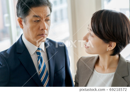 business man, businessperson, employee 69218572