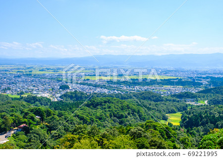Scenery of Kasugayama Castle Ruins: View from Honmaru Scenery of Kasugayama Castle Ruins: View from Honmaru 69221995