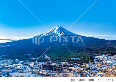 Fuji seen from Lake Kawaguchi Tenjoyama Park in Yamanashi Prefecture 69222374