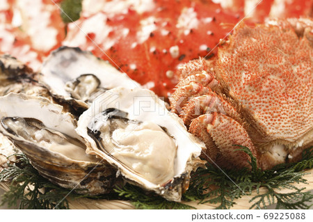 Winter taste oyster king crab hair crab Winter taste oyster king crab hair crab 69225088