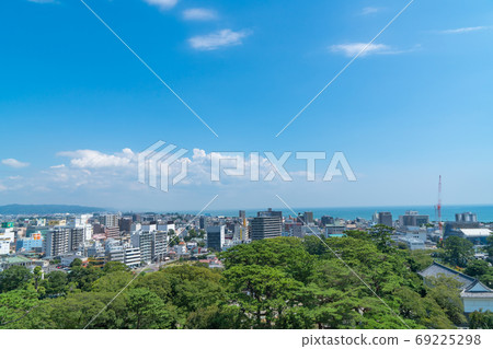 從小田原城的城堡塔看去的風景(相模灣方向) 從小田原城的城堡塔看去的風景(相模灣方向) 69225298