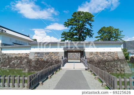 土門大門和住吉橋（小田原城） 69225626