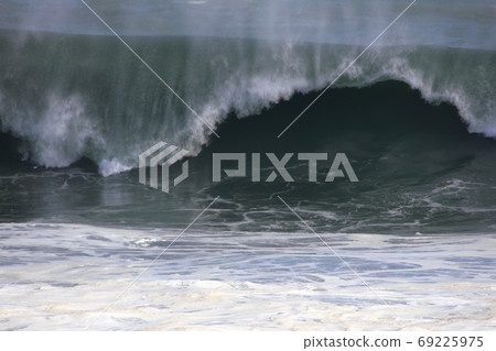 大浪 大浪 69225975