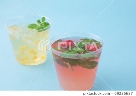 Fruit jelly strawberry muscat 69226687