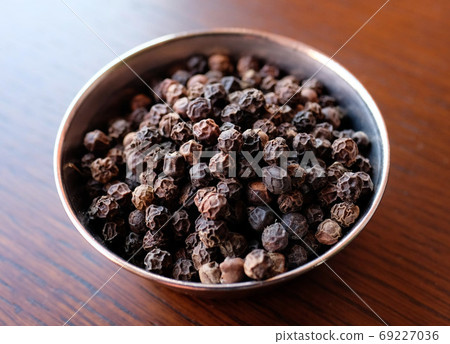 Black pepper. Black pepper. Spice. 69227036