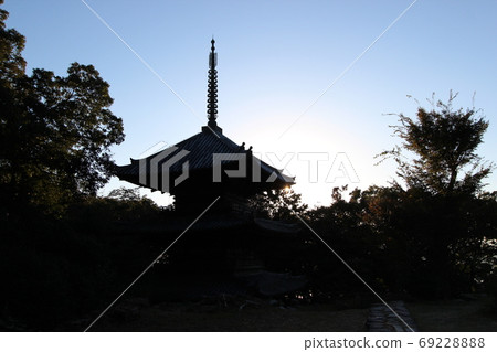 Azuchi Castle Ruins 69228888