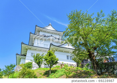 [神奈川縣]小田原城的城堡塔翻新過美麗的藍天 69228987