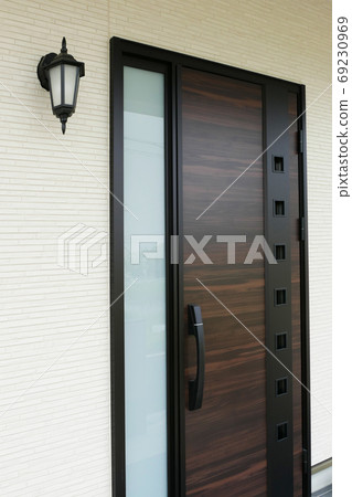 Front door and outside light Front door and outside light 69230969