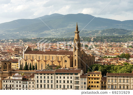 Cityscape of Florence and Basilica of Santa Croce - Tuscany Italy Cityscape of Florence and Basilica of Santa Croce - Tuscany Italy 69231929