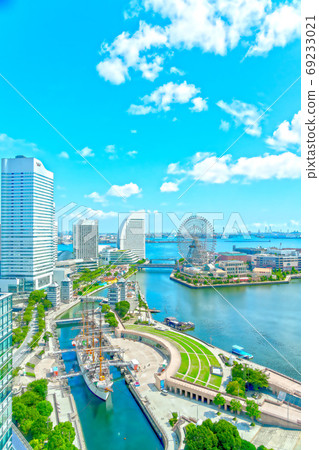 [Kanagawa] Minato Mirai in sunny weather 69233021
