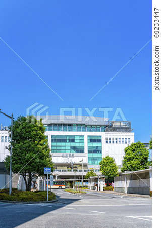 [Kanagawa] Beautiful blue sky and exterior of Odawara station 69233447