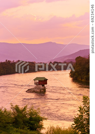 House on rock island in river Drina - Serbia House on rock island in river Drina - Serbia 69234146
