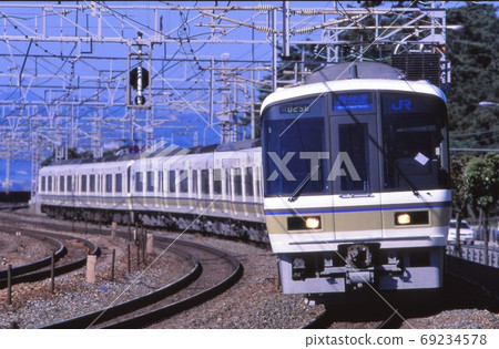 JR West 221 Series New Rapid Service JR West 221 Series New Rapid Service 69234578