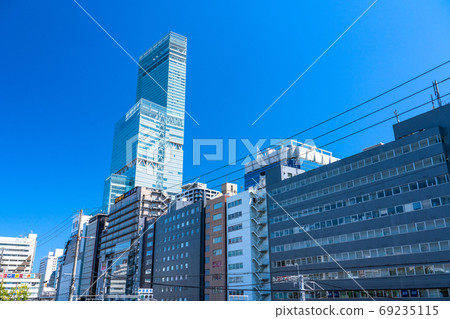 《大阪府》天王寺公園，阿倍野遙和藍天 69235115