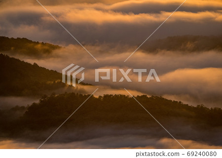 Sea of clouds 13 seen from Mount Kamoi Sea of clouds 13 seen from Mount Kamoi 69240080
