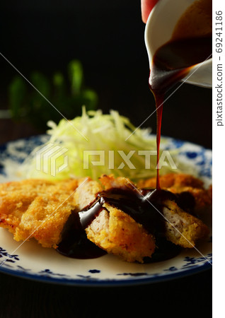 Toasted pork loin with millefeuille 69241186