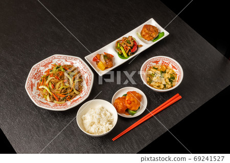 Delicious Chinese food group photo 69241527