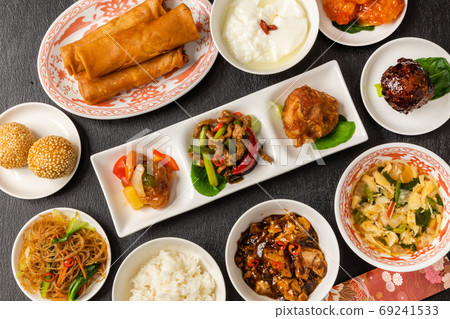 美味中餐合影 69241533