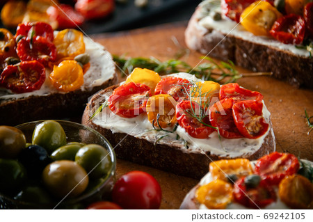 sandwich, sandwiches, baker 69242105