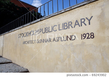 Stockholm市立圖書館 69243902