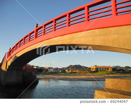 Red bridge Red bridge 69244047