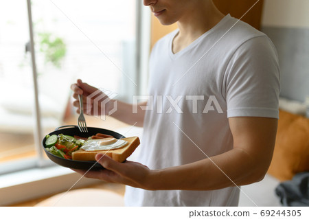 Male Portraits Male Portraits 69244305