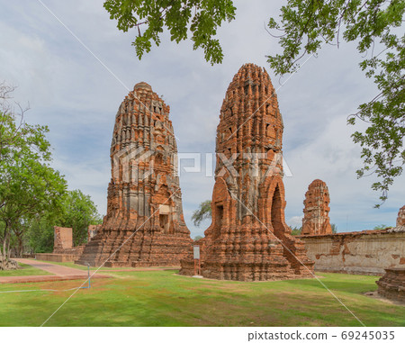 Old ruins of a temple in Phra Nakhon Si Ayutthaya province near 69245035