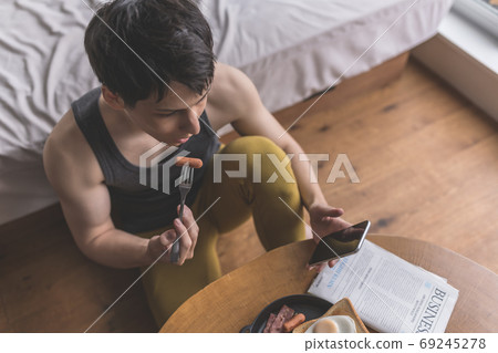 Male Portraits 69245278