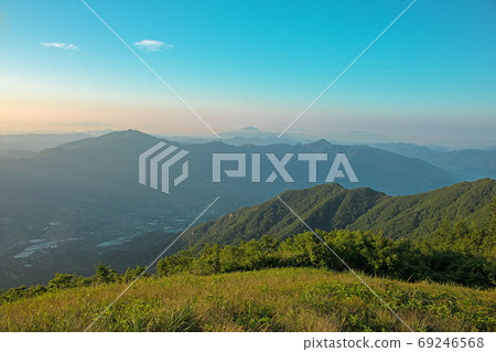 mountain mountain 69246568