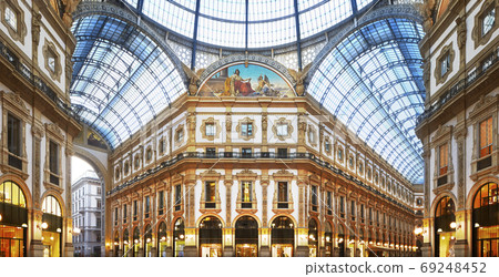 Italy. Milan, Galleria Vittorio Emanuele II Italy. Milan, Galleria Vittorio Emanuele II 69248452