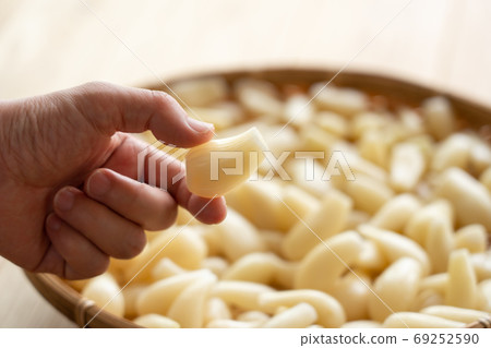 Lucky camel (June) Woman in hand Lucky camel (June) Woman in hand 69252590