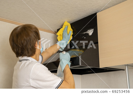 Range hood cleaning Range hood cleaning 69253456