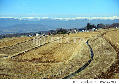 冬季梯田和北阿爾卑斯山2 69253763