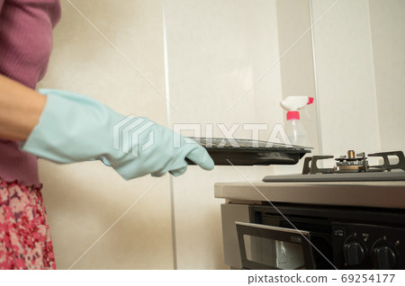 Gas stove grilled fish grill cleaning Gas stove grilled fish grill cleaning 69254177