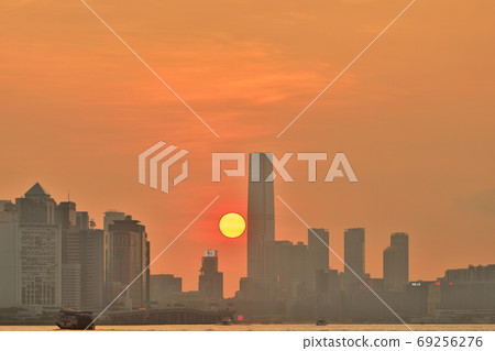 23 Aug 2020 Victoria Harbour at sunset, Lei Yue 69256276