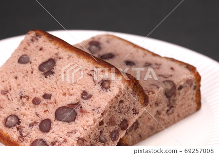 Ogura Castella 69257008