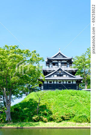 Takada Castle Triple Tower (Takada Castle Park) 69258022