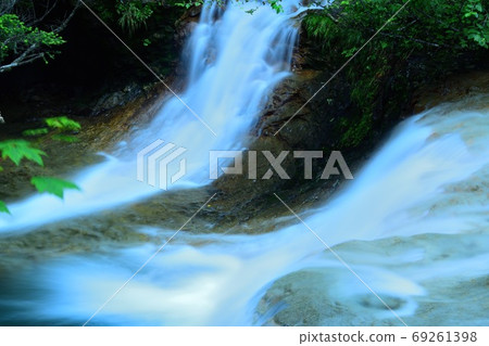 森班瀑布 69261398