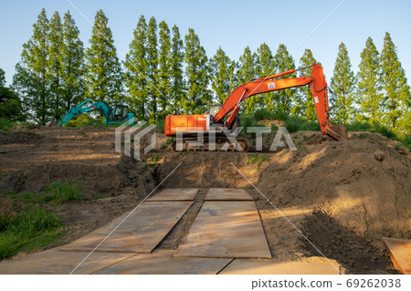 荒川河床，颱風覆蓋物沉積物處理場所 69262038