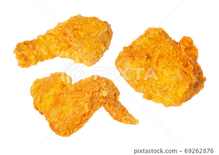 Delicious crispy fried chicken 69262876